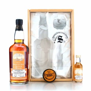 Glenugie 1978 Signatory Vintage 19 Silent Stills Gift Pack