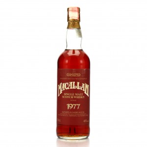 Macallan 1977 Samaroli Sherry Wood / Curved Distillery Label