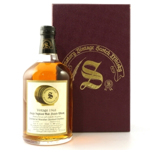 Macallan 1968 Signatory Vintage 30 Year Old Cask Strength