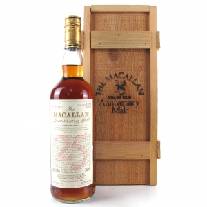 Macallan 1962 Anniversary Malt 25 Year Old / Damaged Cork