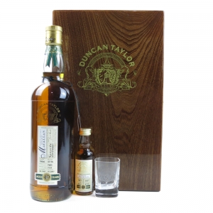 Macallan 1967 Duncan Taylor 40 Year Old / Including Miniature