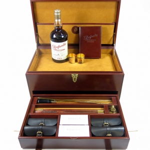 Glenfarclas 1963 / William & Son Cabinet