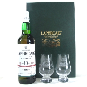 Laphroaig 10 Year Old Cask Strength Batch  009   Gift Pack