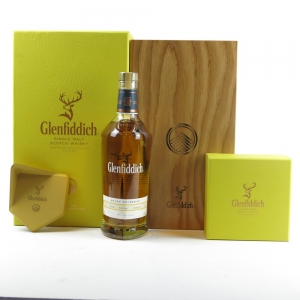 Glenfiddich 1994 Single Cask 20 Rum Oak Includes Clay Stand