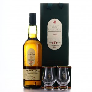 Lagavulin 19 Feis Ile 2019 Signed With 2 Glasses