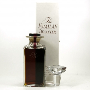 Macallan 1965 / The Macallan Decanter 25 Year Old Front