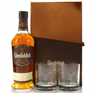 Glenfiddich 18 Year Old Small Batch Reserve Gift Pack   Includes Two Glasses