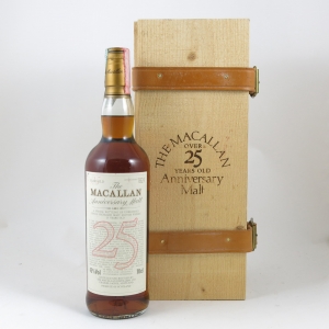 Macallan 25 Year Old Anniversary Malt Front