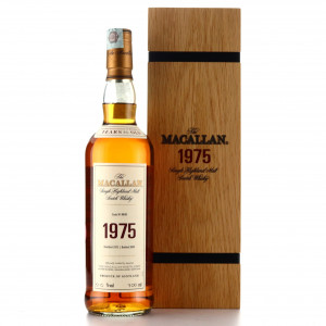 Macallan 1975 Fine and Rare 30 Year Old