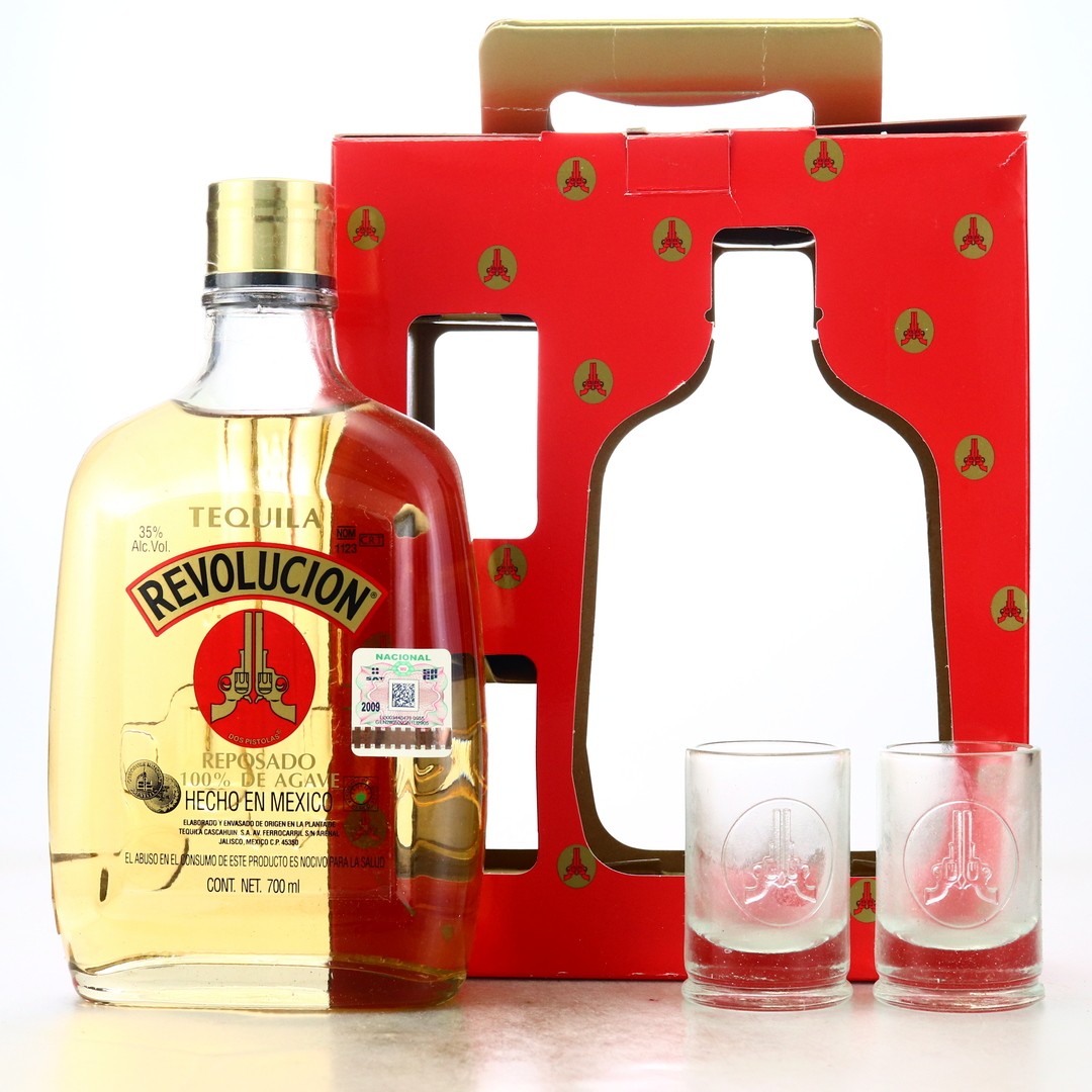 Tequila Revolucion Reposado Gift Pack Whisky Auctioneer