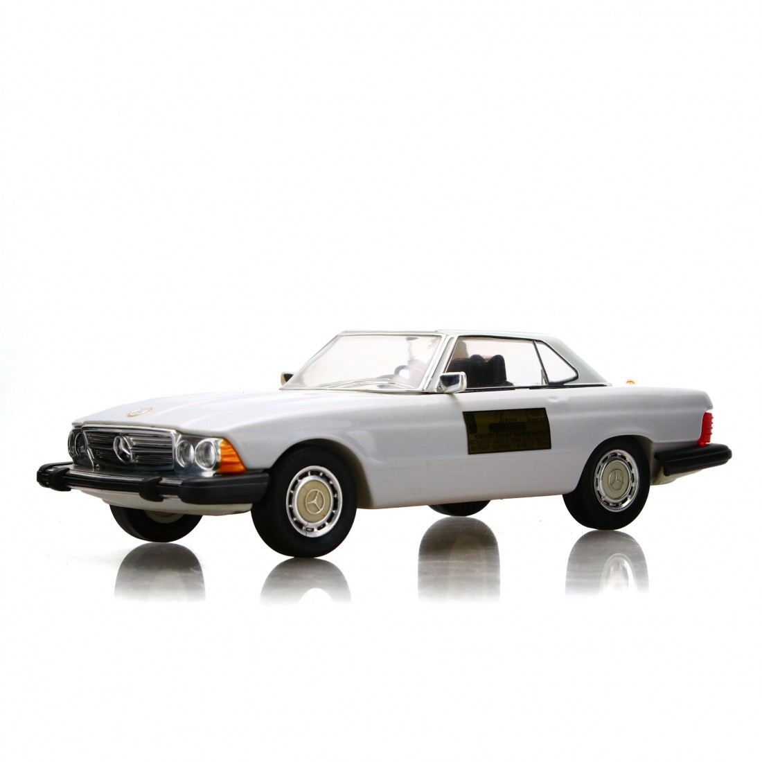 Jim Beam 1974 Mercedes Benz 450L Decanter 1980s Whisky Auctioneer