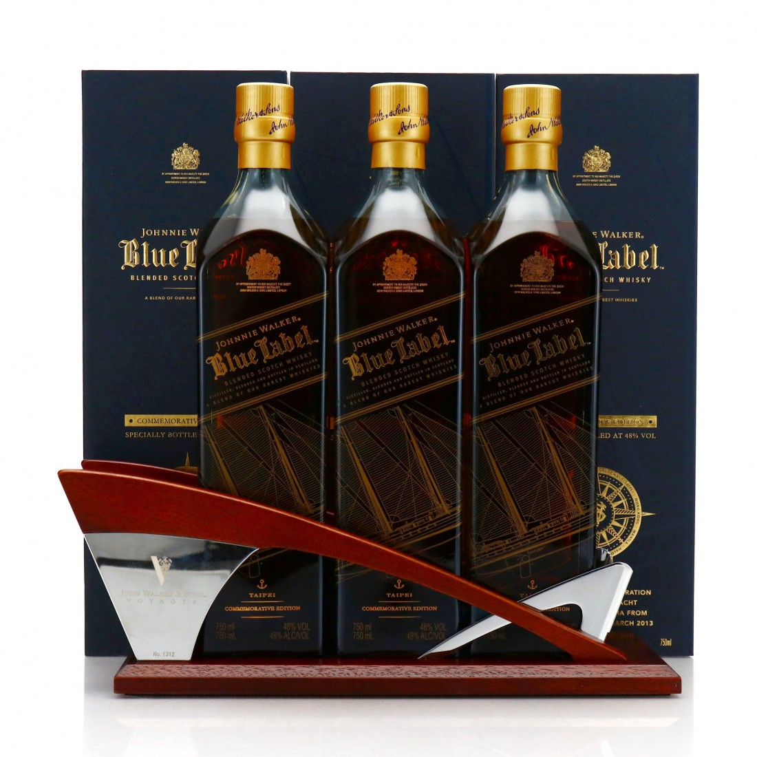 Johnnie Walker Blue Label Voyager Commemoration / Taipei 3 x 75cl