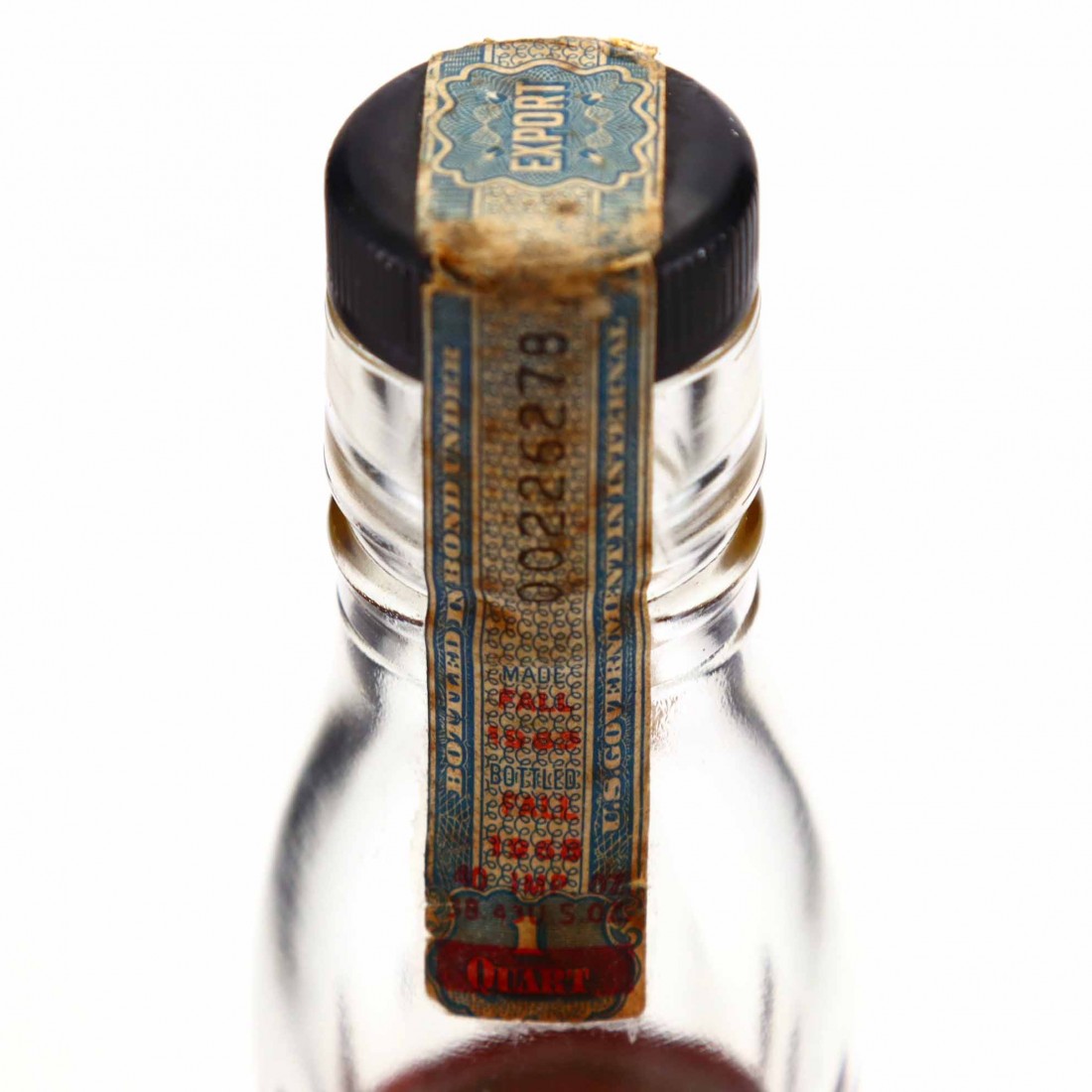 Old Crow Bottled in Bond 86 Proof Quart 1960s | Whisky Auctioneer