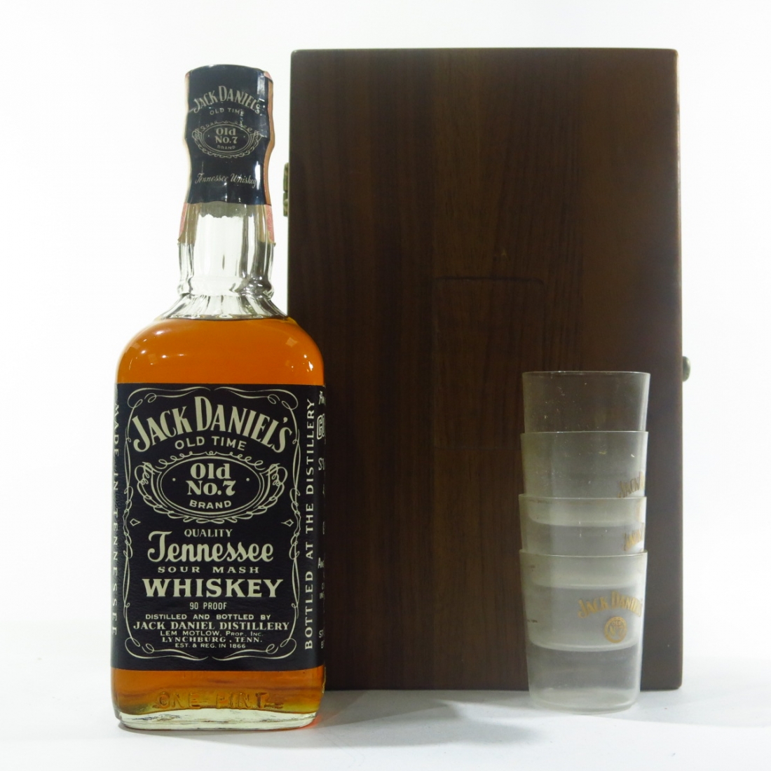 Jack Daniel's Old No.7 Pint 1970s / with Wooden Box & 4 x Glasses Whisky Auctioneer