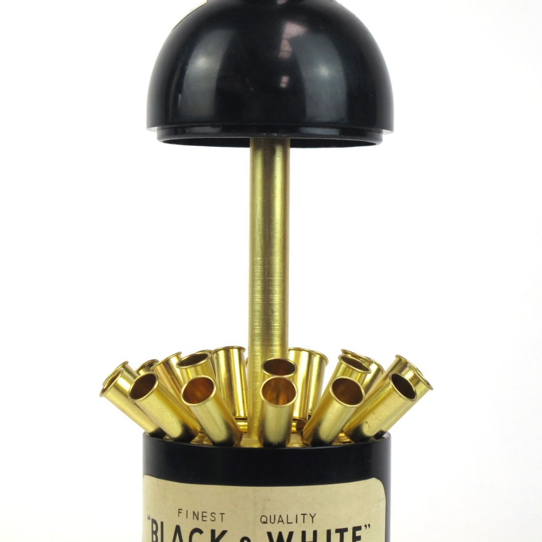 Black and White Musical Cigarette Holder 1950/60s Whisky Auctioneer